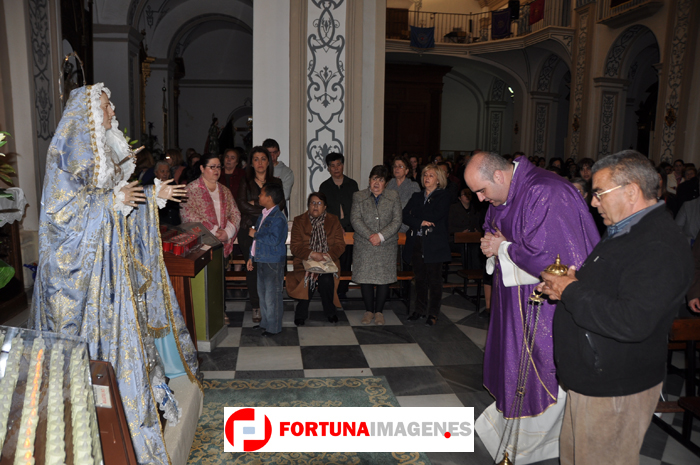 Primer Besamanos a la Virgen de los Dolores y celebración del Viacrucis del último Viernes de Cuaresma 2013